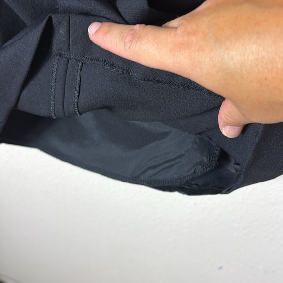 Theory Wool Blend Sleeveless Pleated Bottom in Black size 2 - Picture 7 of 12